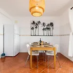 Villa Baleal Happiness Surf House