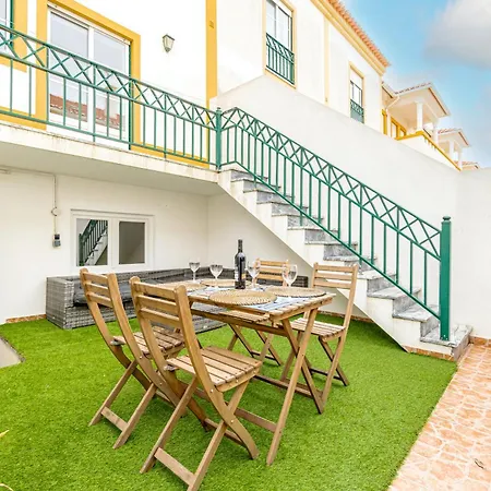 Baleal Happiness Surf House Villa Ferrel (Leiria)