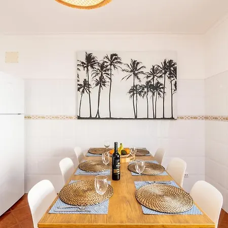 Baleal Happiness Surf House Villa Ferrel (Leiria)