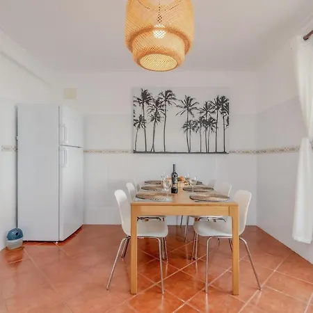 Villa Baleal Happiness Surf House Ferrel (Leiria)