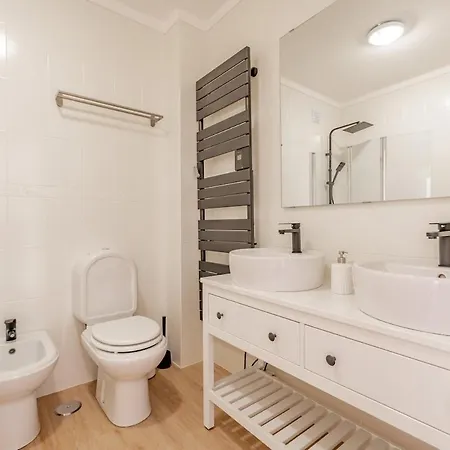 Vila Baleal Happiness Surf House *