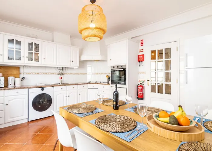 Baleal Happiness Surf House * Ferrel (Leiria)